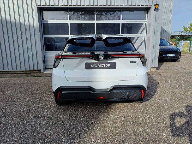 Théobald Occasion MG4 Electrique Berline Blanc